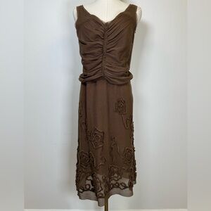 Max Studio Y2K Sleeveless Ruched Floral Appliqué Brown Midi Dress Women’s  XS